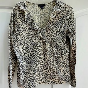 Ladies Chaps Sz M Grey& White Paisley Shirt